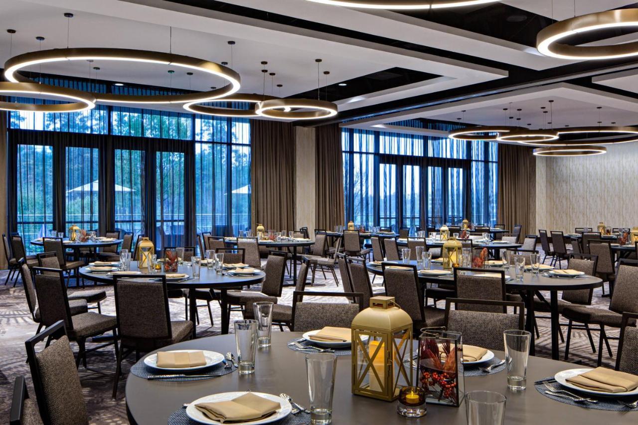 Houston Cityplace Marriott At Springwoods Village Exterior photo