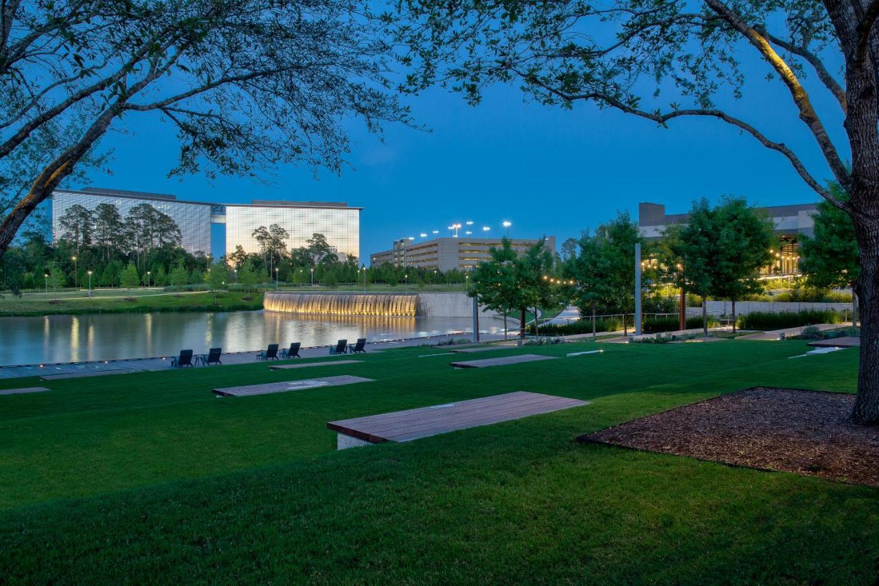 Houston Cityplace Marriott At Springwoods Village Exterior photo